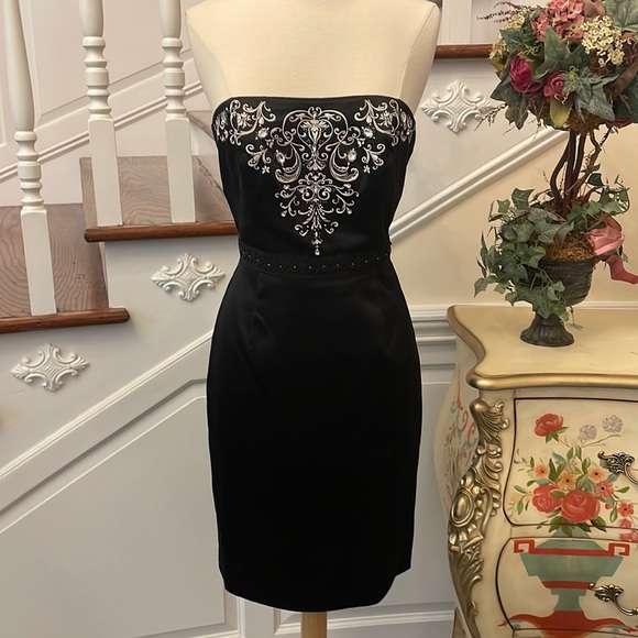 mini hot dresses for clubbing Asymmetric Women's dress with sequins and feathers Color:Champagne Find the Perfect Little v-neck wedding dresses